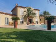 Maison 7 pièces 243 m²