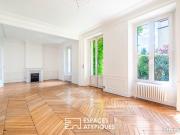Maison 7 pièces 244 m²