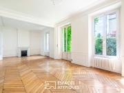 Maison 7 pièces 244 m²