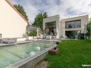 Maison 7 pièces 244 m²