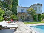 Maison 7 pièces 245 m² Maison 7 pièces 245 m²