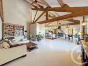 Maison 7 pièces 245 m²