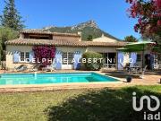 Maison 7 pièces 245 m²