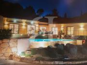 Maison 7 pièces 245 m²