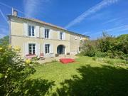 Maison 7 pièces 246 m²