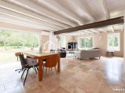 Maison 7 pièces 247 m² Maison 7 pièces 247 m²