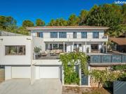 Maison 7 pièces 247 m²