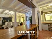 Maison 7 pièces 247 m²