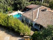 Maison 7 pièces 248 m²