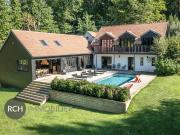 Maison 7 pièces 249 m²