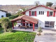 Maison 7 pièces 250 m²