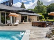 Maison 7 pièces 250 m²