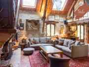 Maison 7 pièces 253 m²