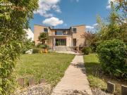 Maison 7 pièces 253 m²