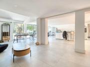 Maison 7 pièces 255 m² Maison 7 pièces 255 m²