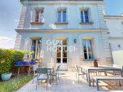 Maison 7 pièces 255 m²