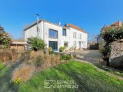 Maison 7 pièces 260 m²