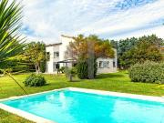 Maison 7 pièces 260 m²