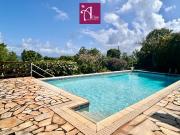 Maison 7 pièces 260 m² Maison 7 pièces 260 m²