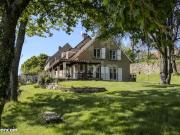 Maison 7 pièces 261 m²