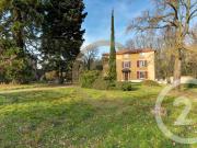 Maison 7 pièces 261 m²