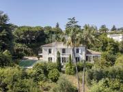 Maison 7 pièces 263 m²