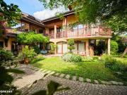 Maison 7 pièces 266 m²