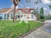 Maison 7 pièces 266 m²