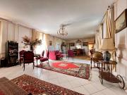 Maison 7 pièces 266 m²
