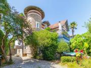 Maison 7 pièces 270 m²