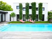 Maison 7 pièces 270 m²