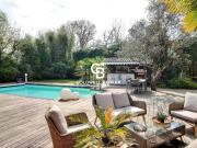 Maison 7 pièces 271 m²