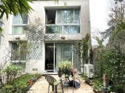 Maison 7 pièces 274 m²