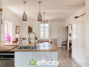 Maison 7 pièces 284 m²