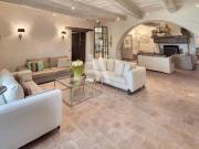 Maison 7 pièces 300 m²
