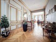 Maison 7 pièces 300 m²