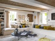 Maison 7 pièces 302 m²