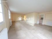 Maison 7 pièces 303 m²