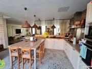 Maison 7 pièces 304 m²