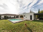 Maison 7 pièces 305 m²