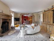 Maison 7 pièces 305 m²