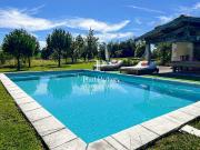 Maison 7 pièces 307 m²