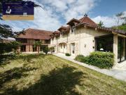 Maison 7 pièces 307 m²