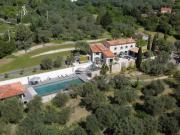 Maison 7 pièces 320 m²