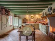 Maison 7 pièces 328 m²