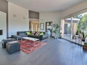 Maison 7 pièces 330 m²