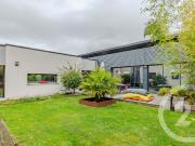 Maison 7 pièces 332 m²