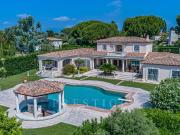 Maison 7 pièces 347 m²