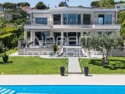 Maison 7 pièces 350 m²