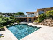 Maison 7 pièces 350 m²